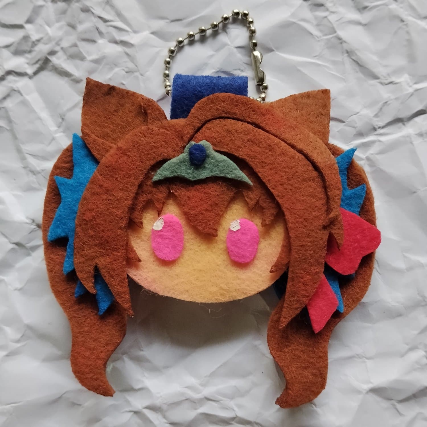 Daiwa Scarlet 🏆 — Felt Doll Keychain Uma Musume